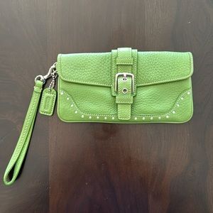 Vintage Coach Pebble green Wrislet